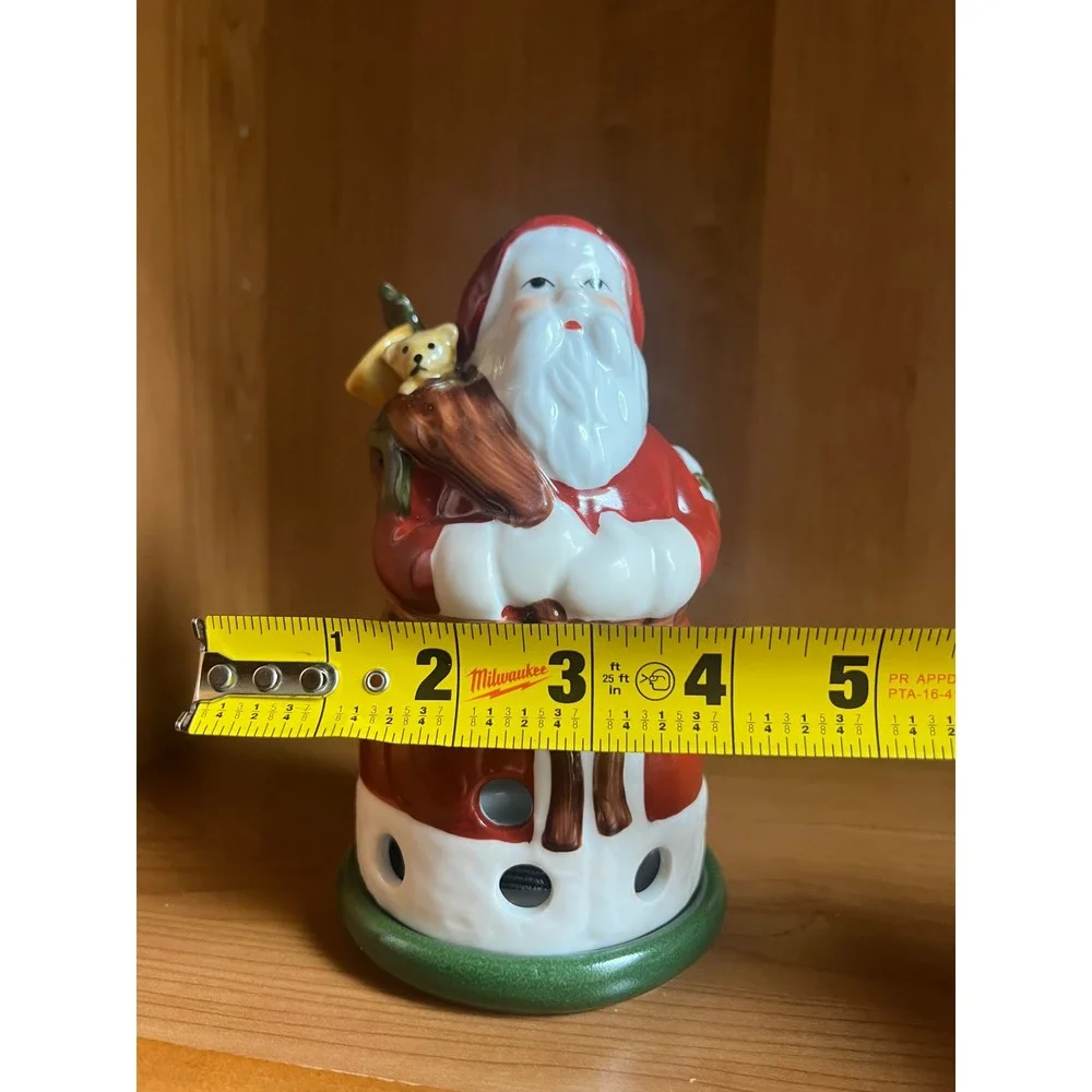 Villeroy & Boch Vintage  Festive Decolight Surprising Santa Tealight Holder